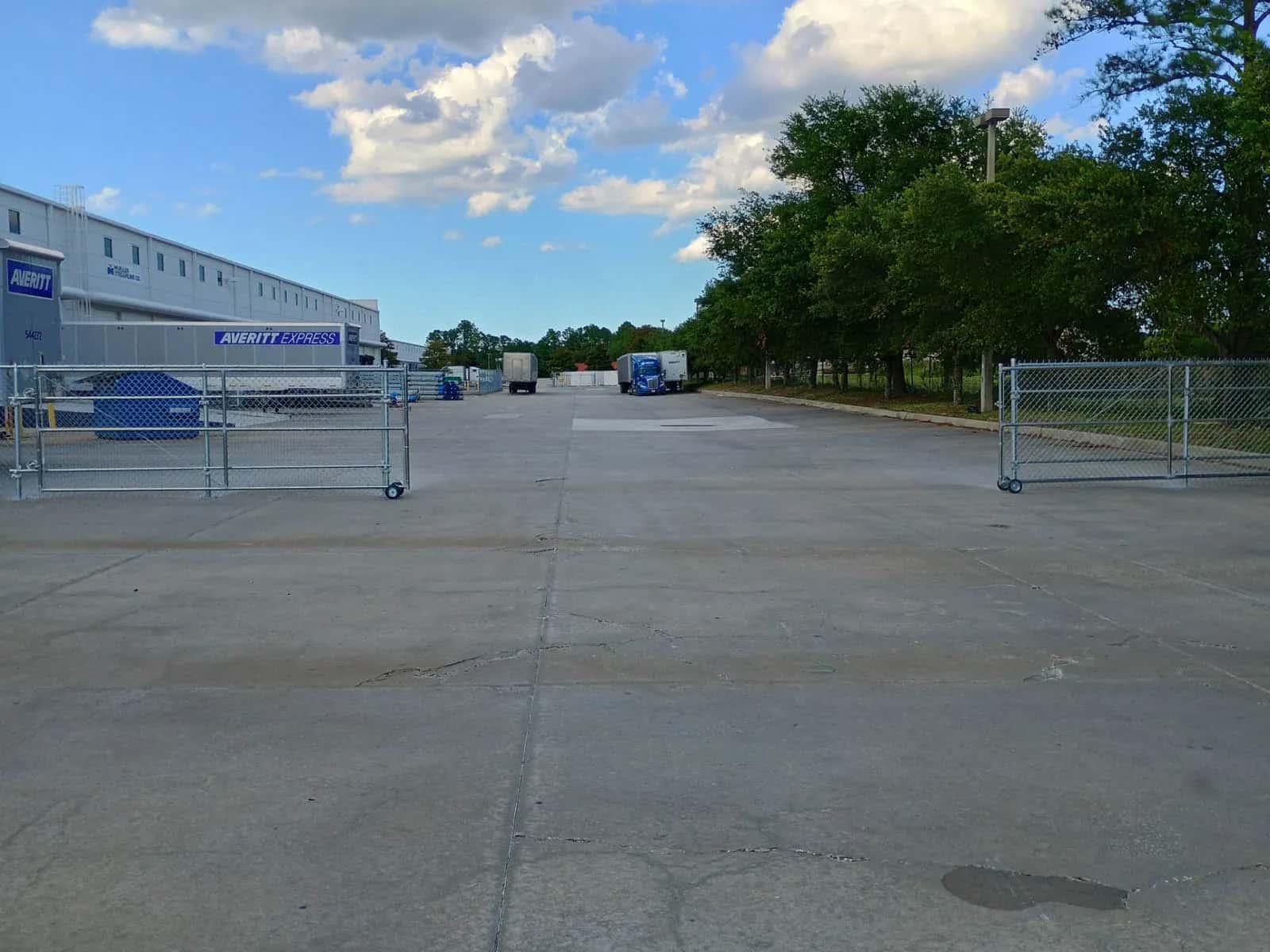 Florida Double Chain Link Rolling Gate