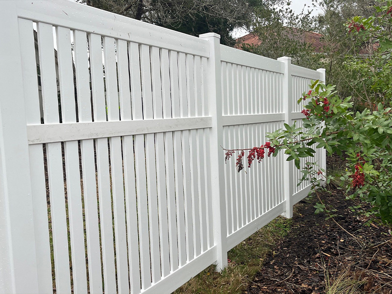 Vinyl decorative fencing in St. Augustine Florida