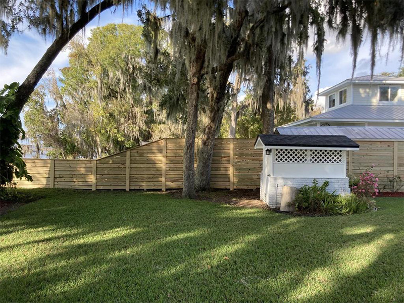 Wood decorative fencing in St. Augustine Florida