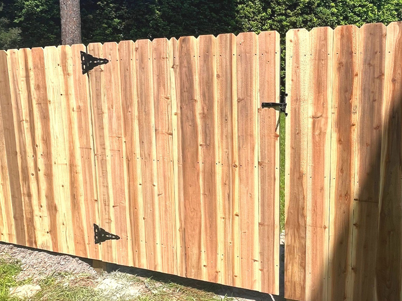 Wood cedar picket fencing in St. Augustine Florida