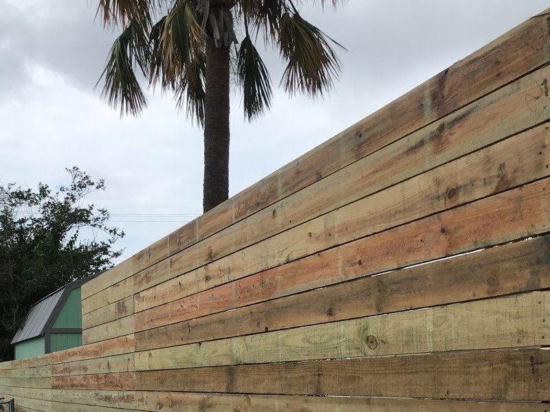 Palm Coast FL horizontal style wood fence